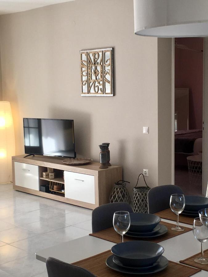 Filippos Apartments อาร์กอสโตลี ภายนอก รูปภาพ